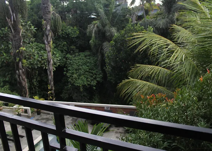 Hanaka Riverside Maison d'hôtes