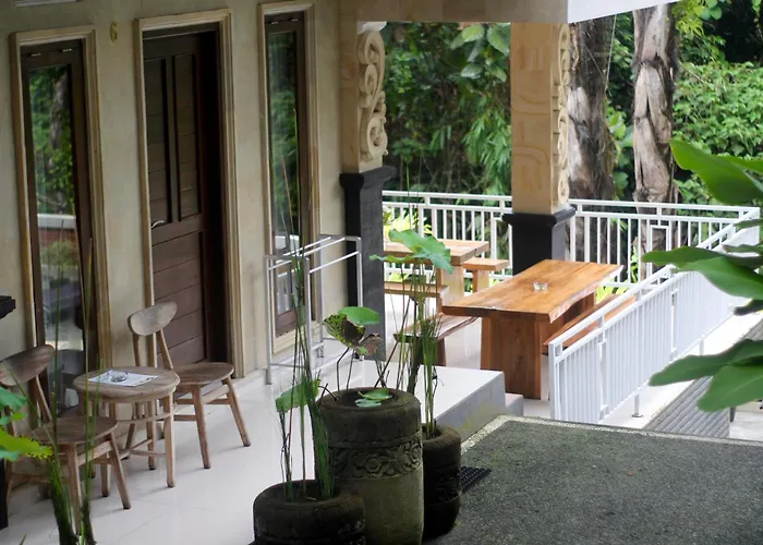 Hanaka Riverside 4* Ubud